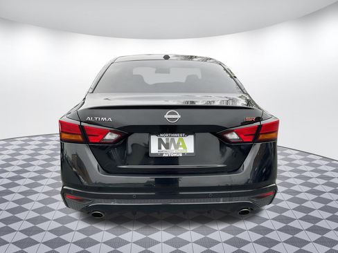 Used 2023 Nissan Altima 2.5 SR image 4