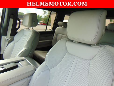 Certified 2025 Jeep Wagoneer 4WD image 23