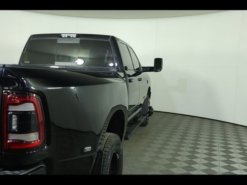 Used 2021 RAM 3500 Big Horn w/ Level B Equipment Group image 19