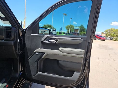 Used 2025 Chevrolet Silverado 1500 ZR2 w/ Technology Package AWD/4WD image 11