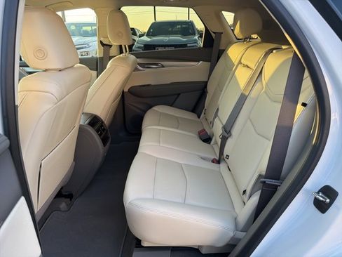 Used 2023 Cadillac XT5 Premium Luxury image 11