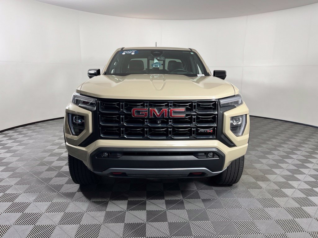 Certified 2023 GMC Canyon AT4 w/ AT4 Premium Package AWD/4WD image 19