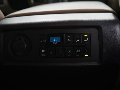 Used 2012 Toyota Sequoia SR5 AWD/4WD image 11