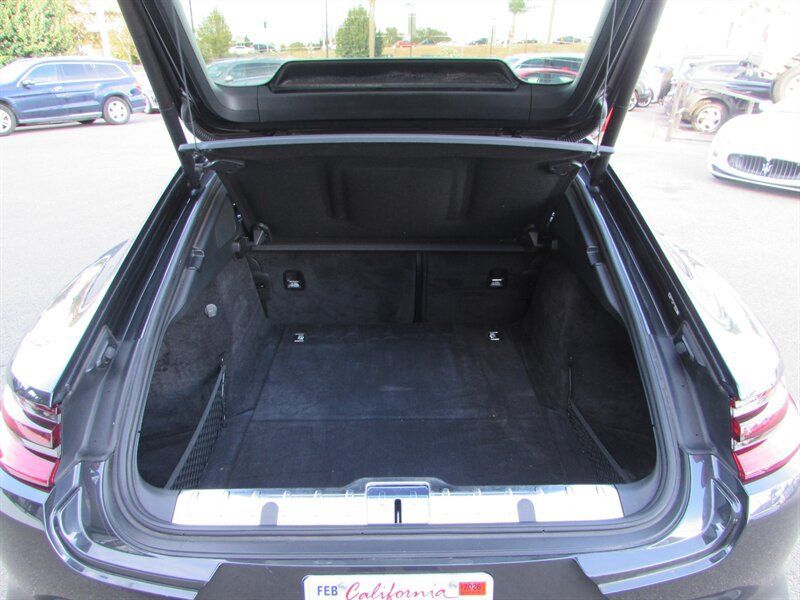 Used 2018 Porsche Panamera image 26
