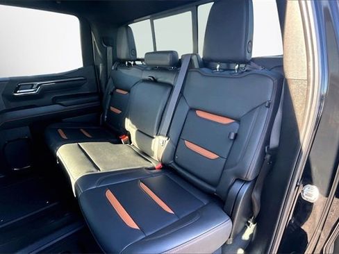 Used 2025 GMC Sierra 1500 AT4 w/ AT4 Premium Package image 26