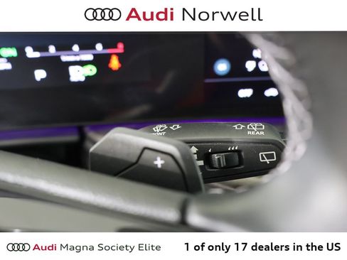 Used 2025 Audi Q5 Premium Plus w/ Premium Plus AWD/4WD image 29