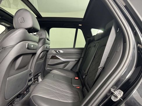 Used 2024 BMW X5 xDrive40i w/ Premium Package AWD/4WD image 32