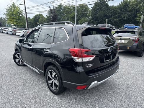 Used 2019 Subaru Forester Touring AWD/4WD image 11