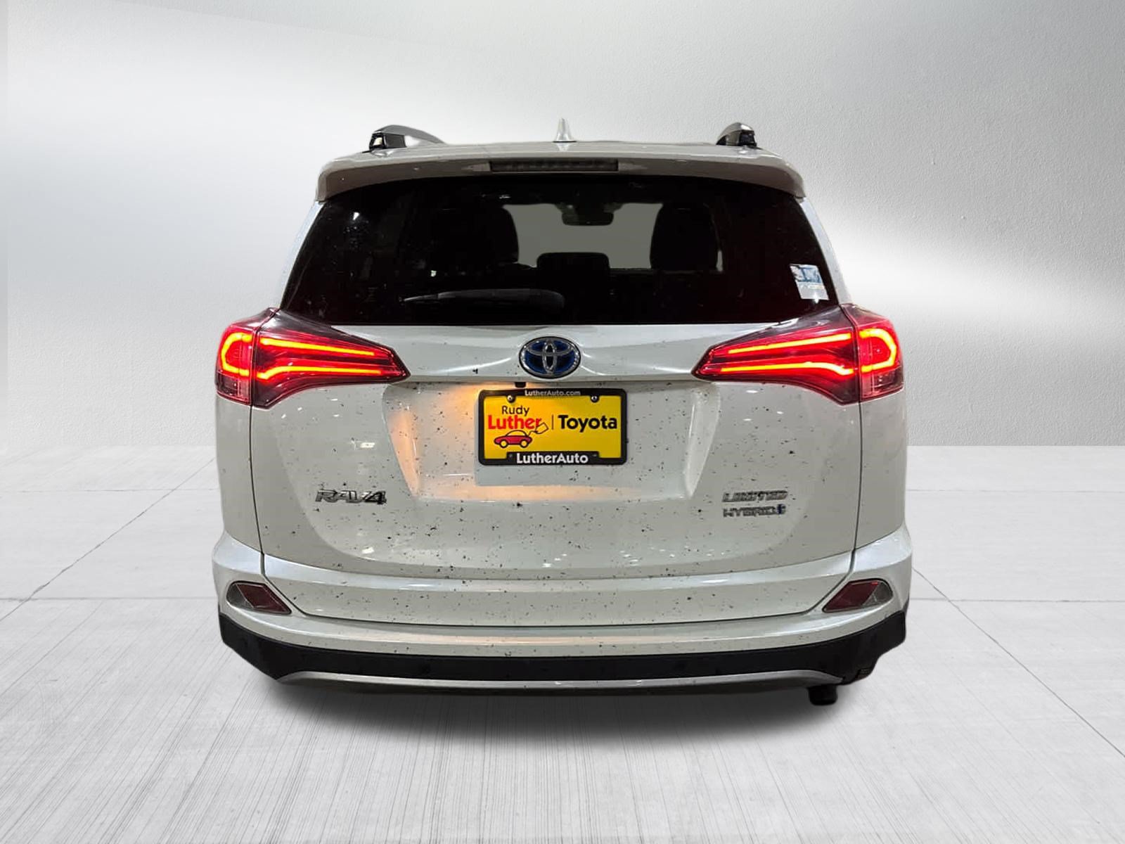 Certified 2018 Toyota RAV4 Limited AWD/4WD image 5