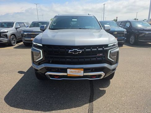 New 2026 Chevrolet Tahoe Z71 w/ Z71 Off-Road Package AWD/4WD image 3