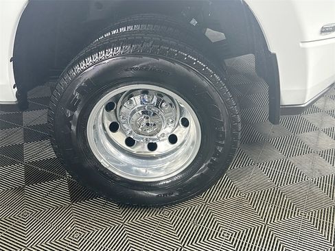 New 2025 RAM 3500 Laramie image 18