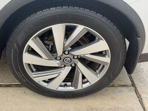Used 2020 Nissan Murano SL w/ Moonroof Package FWD image 7