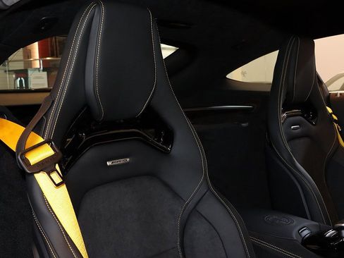 Used 2018 Mercedes-Benz AMG GT R image 22