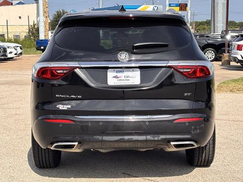 Used 2022 Buick Enclave Essence w/ Experience Buick Package FWD image 8