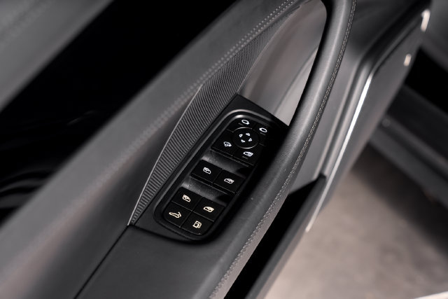 Used 2023 Porsche Panamera 4S w/ Premium Package AWD/4WD image 64