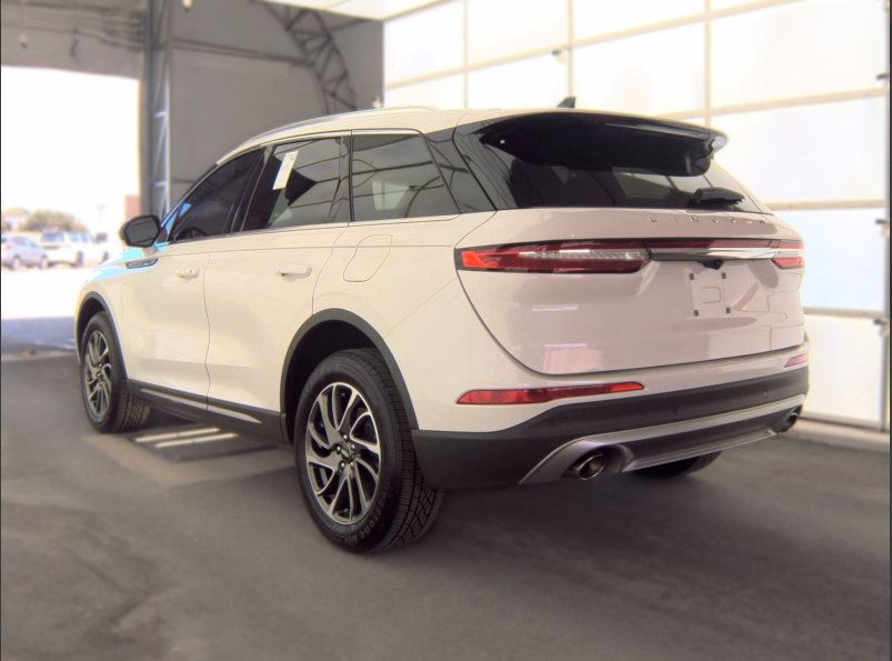 Used 2022 Lincoln Corsair FWD w/ Equipment Group 101A image 4