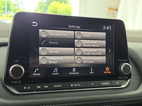 Certified 2023 Nissan Rogue SV FWD image 20