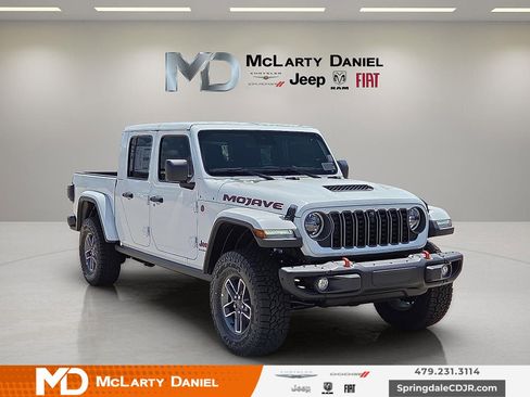 New 2025 Jeep Gladiator Mojave image 1