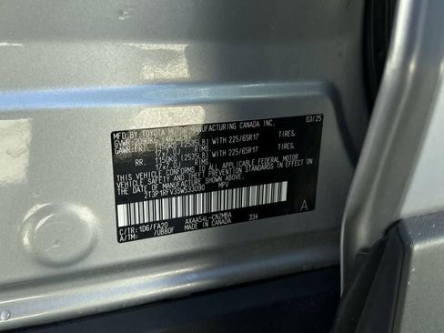 Used 2025 Toyota RAV4 XLE image 24