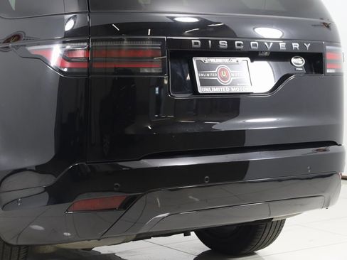 Used 2023 Land Rover Discovery S R-Dynamic image 24