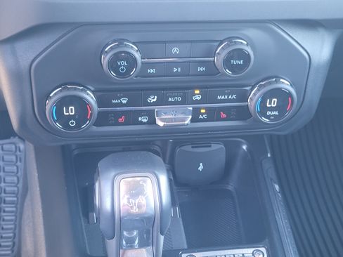 Used 2025 Ford Bronco Big Bend AWD/4WD image 19