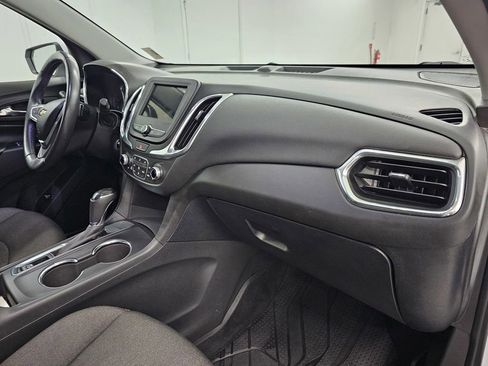 Used 2019 Chevrolet Equinox LT FWD image 12