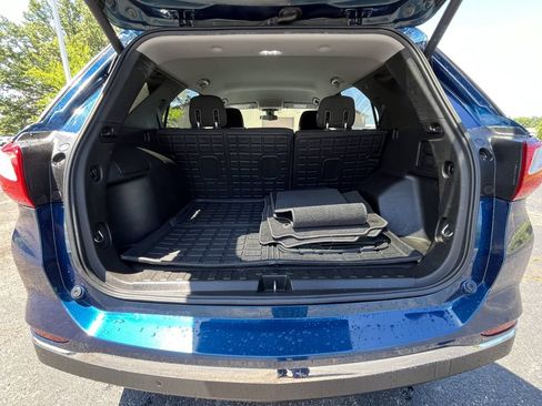 Used 2020 Chevrolet Equinox LT FWD image 4