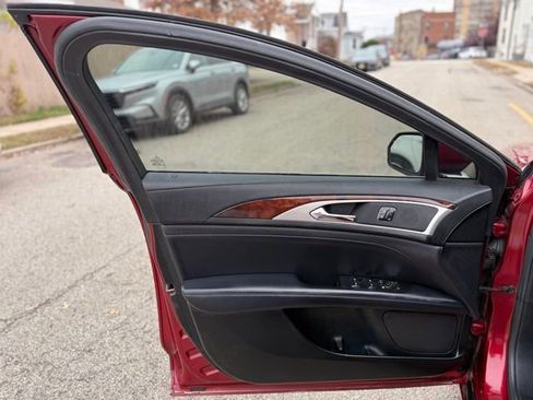 Used 2017 Lincoln MKZ Reserve w/ Climate Package image 16