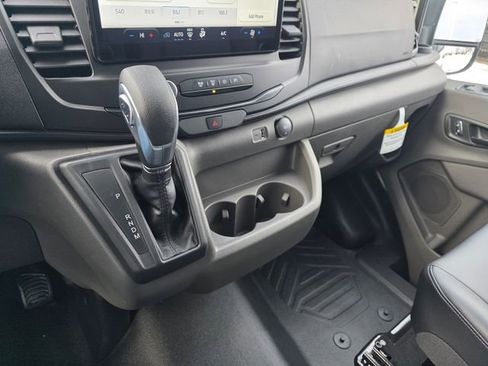 New 2026 Ford Transit 250 148 Medium Roof image 19