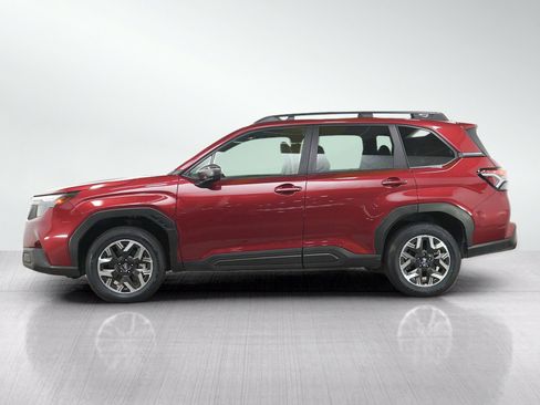 Used 2025 Subaru Forester Premium AWD/4WD image 2