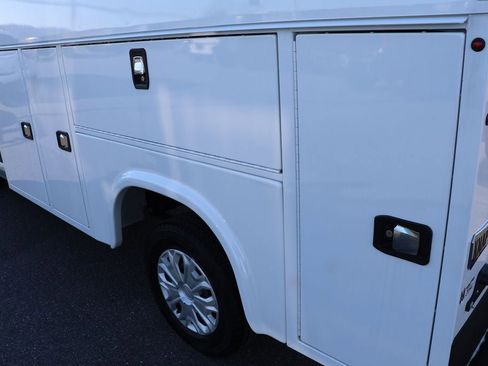 New 2024 Ford Transit 350 w/ Interior Upgrade Package image 16