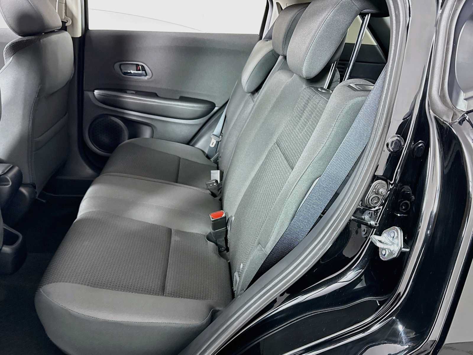 Certified 2022 Honda HR-V LX image 13