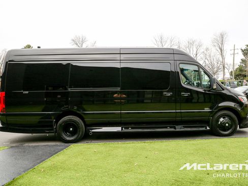 New 2024 Mercedes-Benz Sprinter 3500 image 9