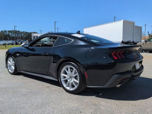 Certified 2025 Ford Mustang GT Premium image 7