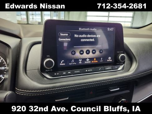 Used 2023 Nissan Rogue SV image 29