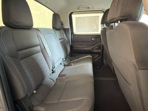 Used 2023 Nissan Frontier SV RWD image 31