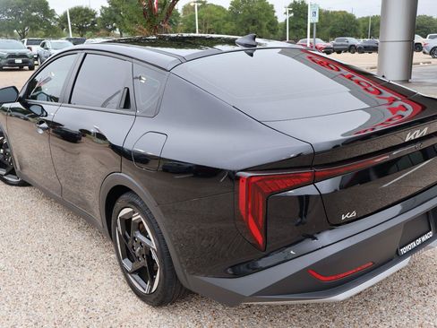 Used 2025 Kia K4 EX FWD image 5