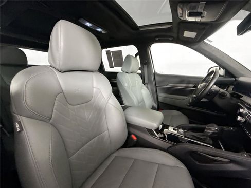 Used 2023 Kia Telluride SX Prestige X-Line AWD/4WD image 44