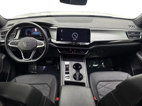 Used 2024 Volkswagen Atlas Cross Sport SE image 52