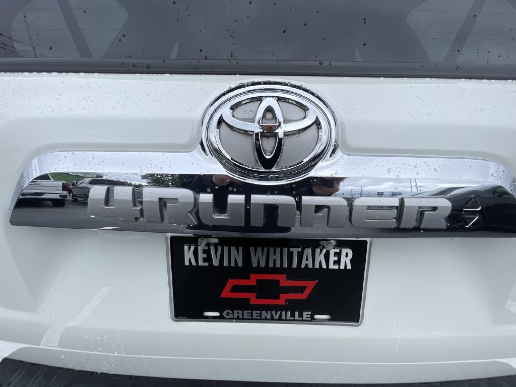 Used 2023 Toyota 4Runner Limited RWD image 33