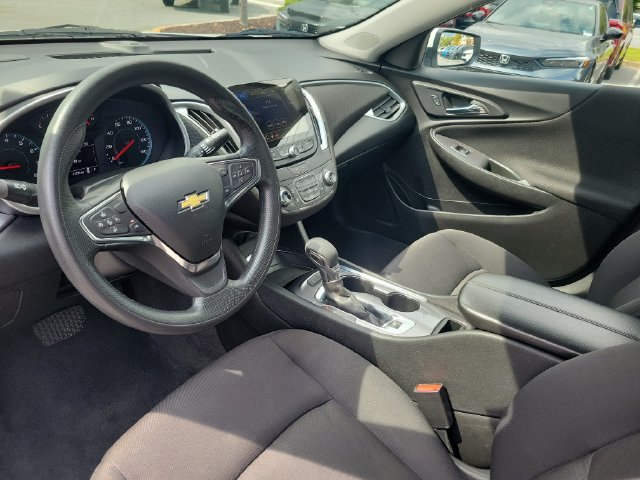 Used 2024 Chevrolet Malibu LT FWD image 13