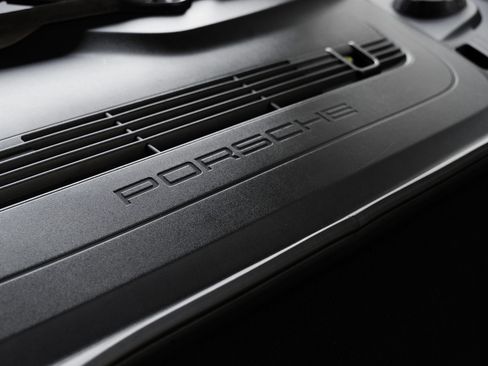 Certified 2017 Porsche 911 Targa 4S AWD/4WD image 40