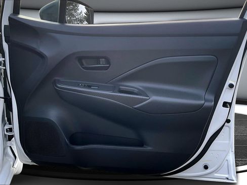 Used 2025 Nissan Versa S w/ Trunk Package image 26