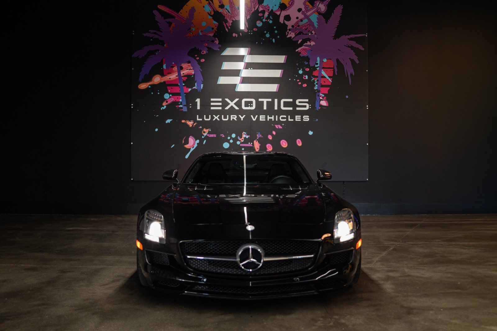 Used 2012 Mercedes-Benz SLS AMG Coupe image 4