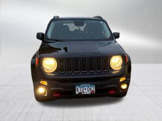 Used 2017 Jeep Renegade Trailhawk video 2