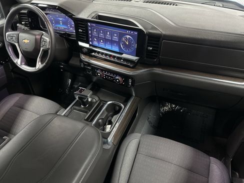 Used 2023 Chevrolet Silverado 1500 RST w/ Convenience Package II image 12