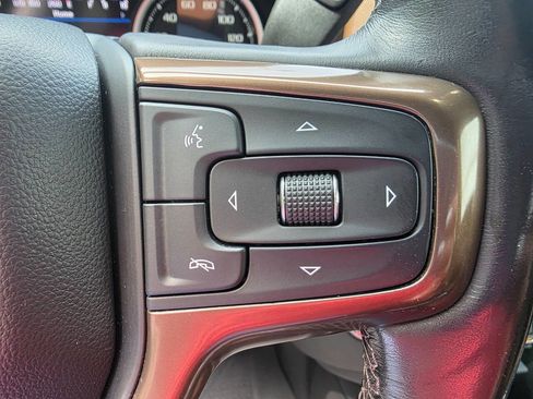 Used 2019 Chevrolet Silverado 1500 High Country w/ Technology Package image 24