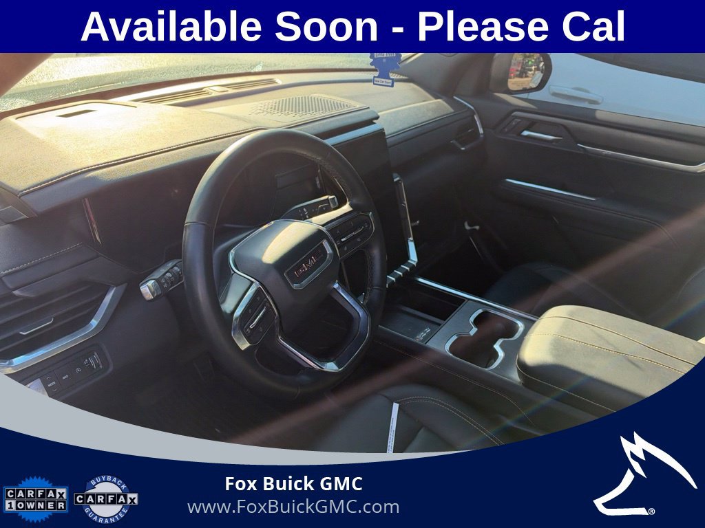 Used 2025 GMC Acadia Elevation w/ Elevation Premium Package AWD/4WD image 10