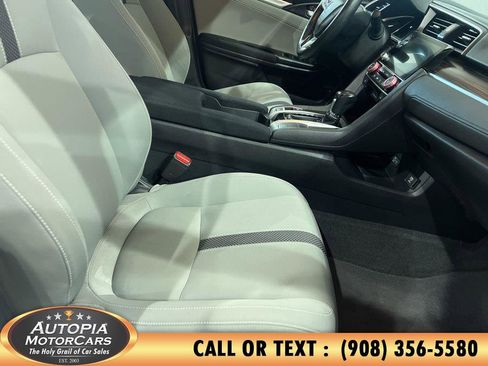 Used 2019 Honda Civic EX image 12