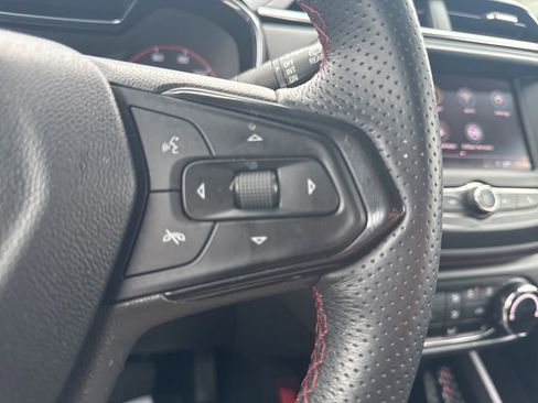 Used 2021 Chevrolet TrailBlazer RS image 21